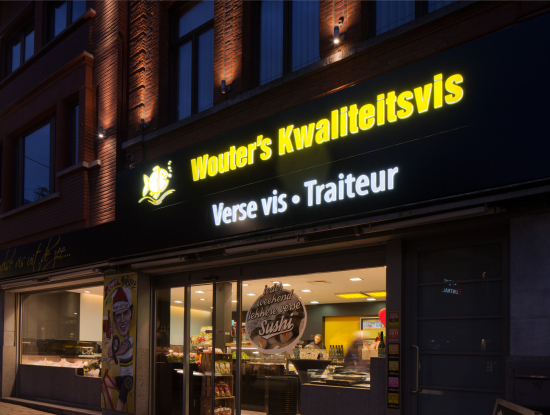 fondkast met verlicht logo - Neon Elite - Wouter's Kwaliteitsvis