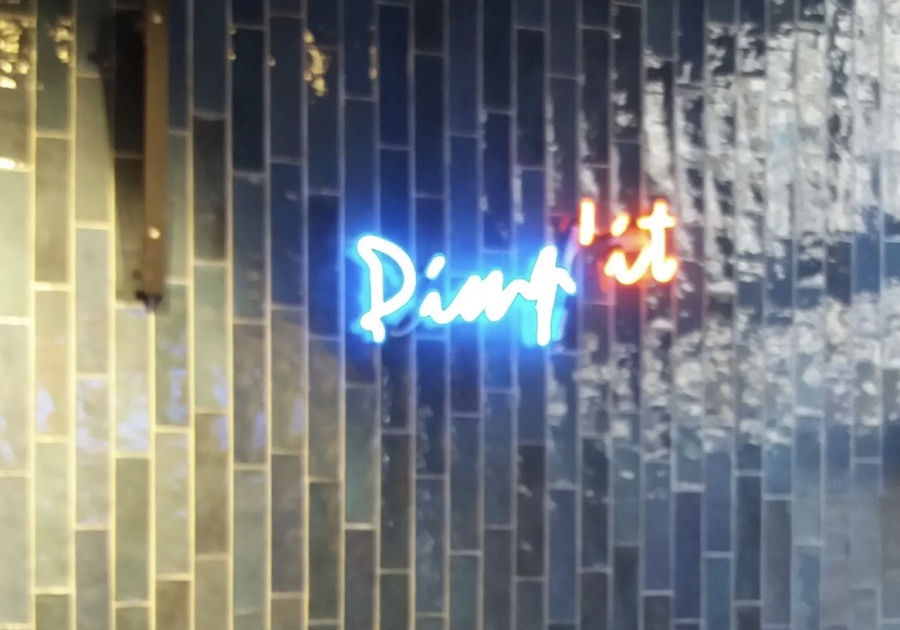 neon lichtreclame - Neon Elite - Pimp 'it Waffles & more
